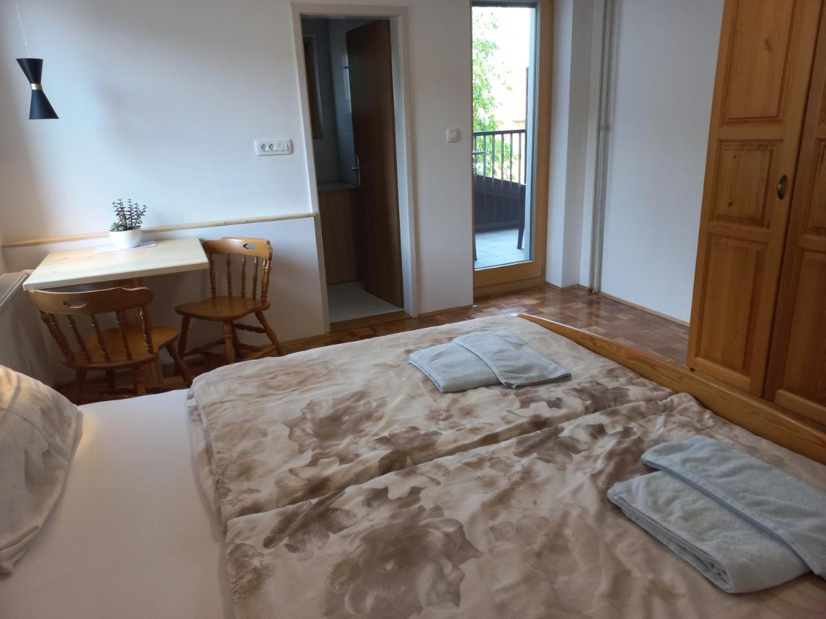 Sobe Levc Bed & Breakfast Mozirje Eksteriør bilde